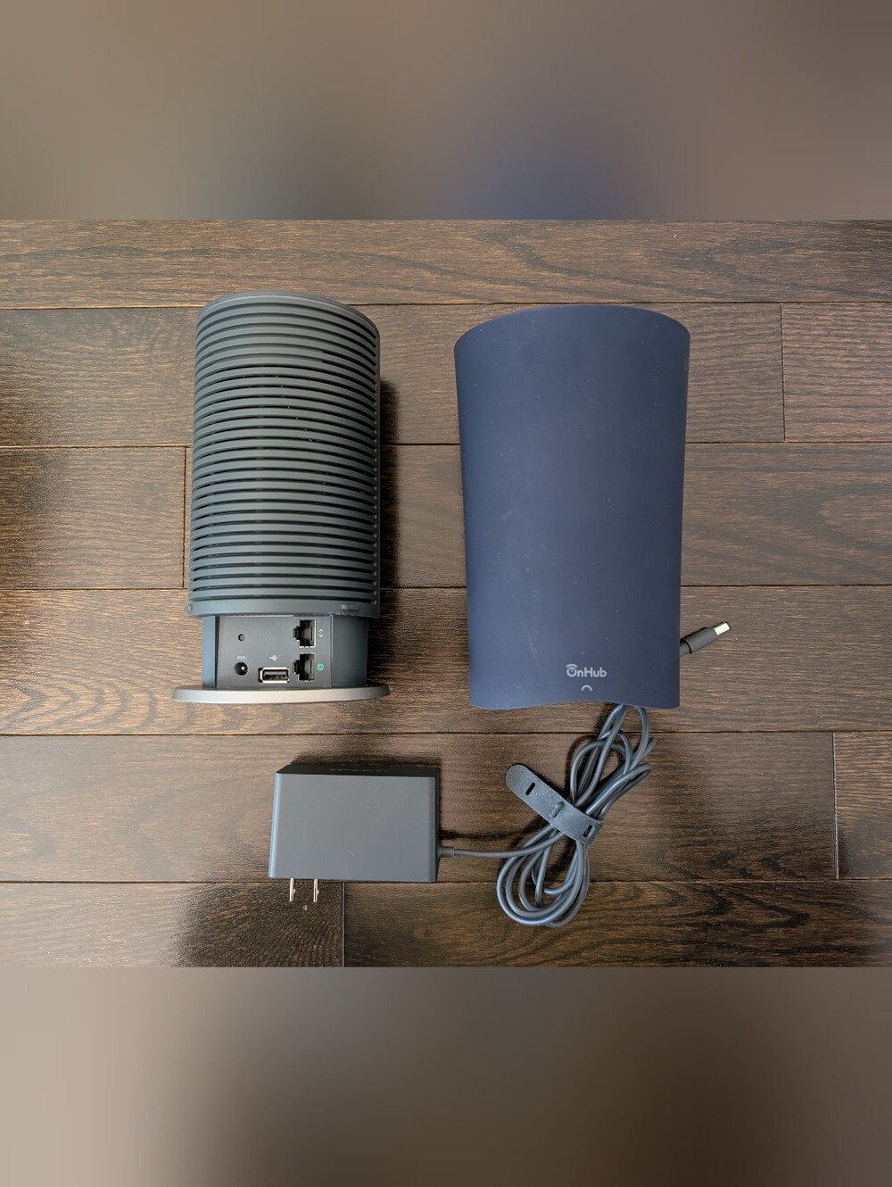 Google OnHub TP-Link AC1900 Smart Wi-Fi Router (TGR1900 Ver 1.0) Wireless Router - Picture 2 of 4
